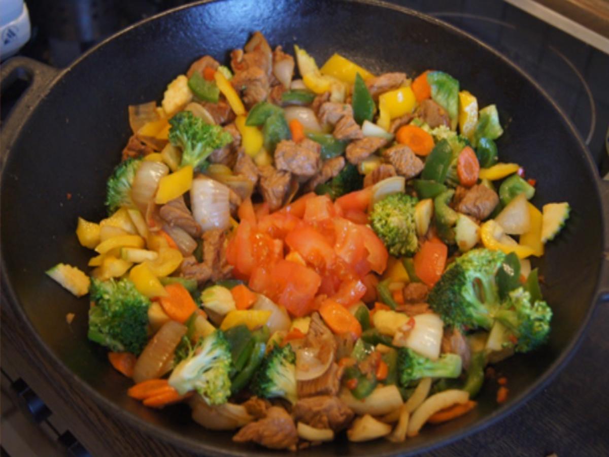Putenbrustfilet-Gemüse-Curry mit gelben Jasmin Reis - Rezept - Bild Nr. 7183