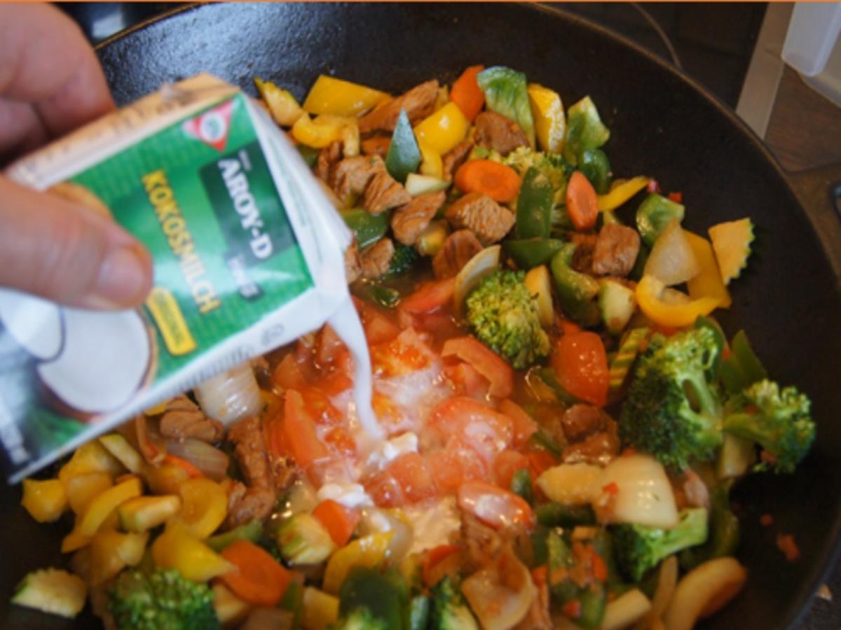 Putenbrustfilet-Gemüse-Curry mit gelben Jasmin Reis - Rezept - Bild Nr. 7185