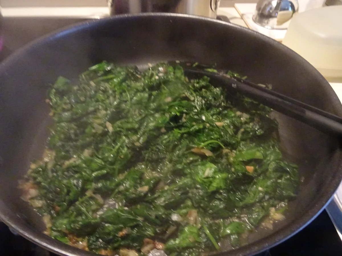 Crespelle alla Fiorentina e salsa di Pomodoro - Rezept - Bild Nr. 7202