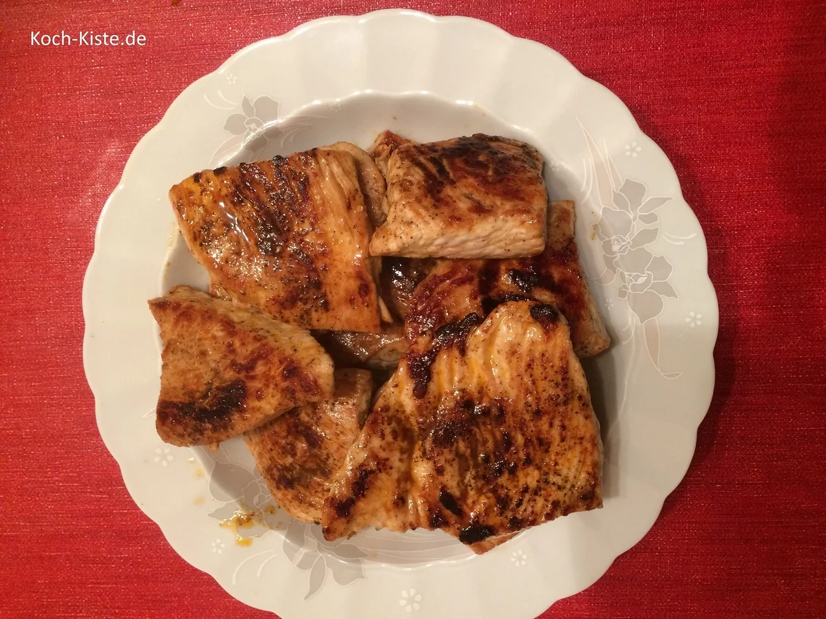 Schnitzel in Champignonsoße mit Knusperkartoffeln - Rezept - Bild Nr. 7200