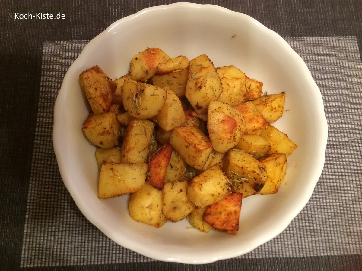 Schnitzel in Champignonsoße mit Knusperkartoffeln - Rezept - Bild Nr. 7204