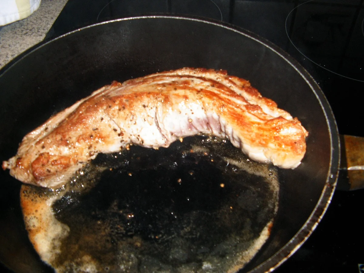 Schweinefilet mit Ofenkartoffeln und Ofentomaten - Rezept - Bild Nr. 7200