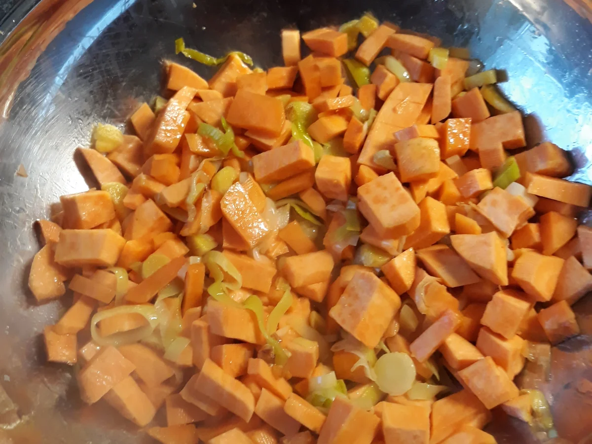 Süßkartoffel - Ingver - Süppchen - Rezept - Bild Nr. 7199