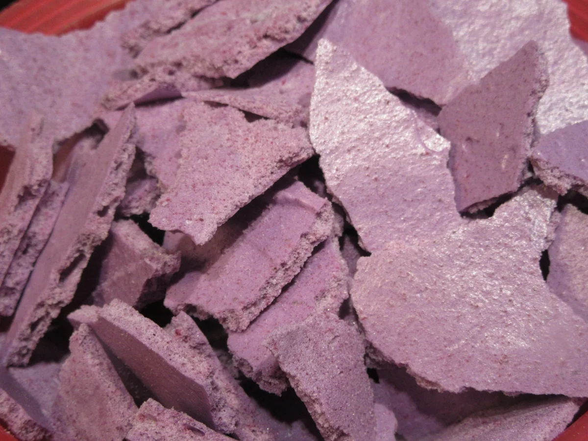 Rezept: Backen: Schokobiskuitrolle mit Johannisbeer-Schmand Bild Nr. 7214 Backen: Schokobiskuitrolle mit Johannisbeer-Schmand - Rezept - Bild Nr. 7214