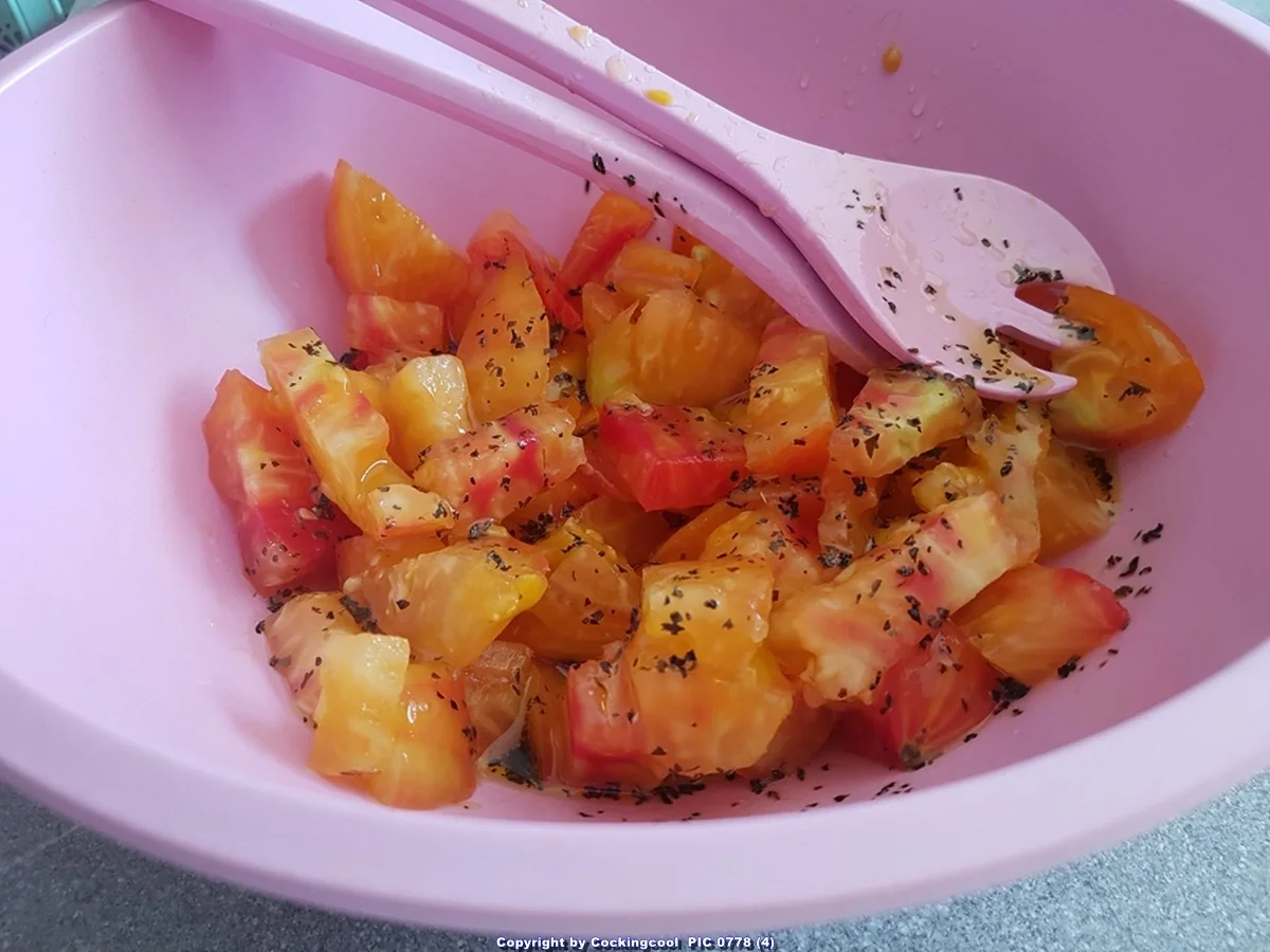 Rezept: Tomatennudeln (Tagliatelle) Bild Nr. 5 Tomatennudeln (Tagliatelle) - Rezept - Bild Nr. 5