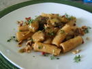 Tortiglioni( kurze Nudeln) mit Rosenkohl in Gorgonzola-Soße - Rezept - Bild Nr. 7198