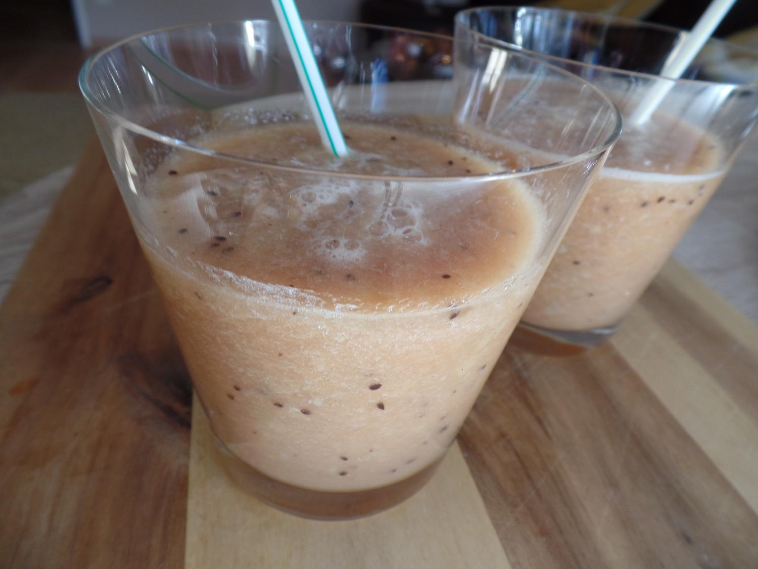 Buntes Obst -Smoothie - Rezept mit Bild - kochbar.de