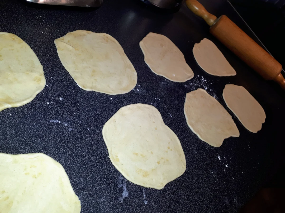 Rezept: BiNe` S MINI CALZONE Bild Nr. 7199 BiNe` S MINI CALZONE - Rezept - Bild Nr. 7199