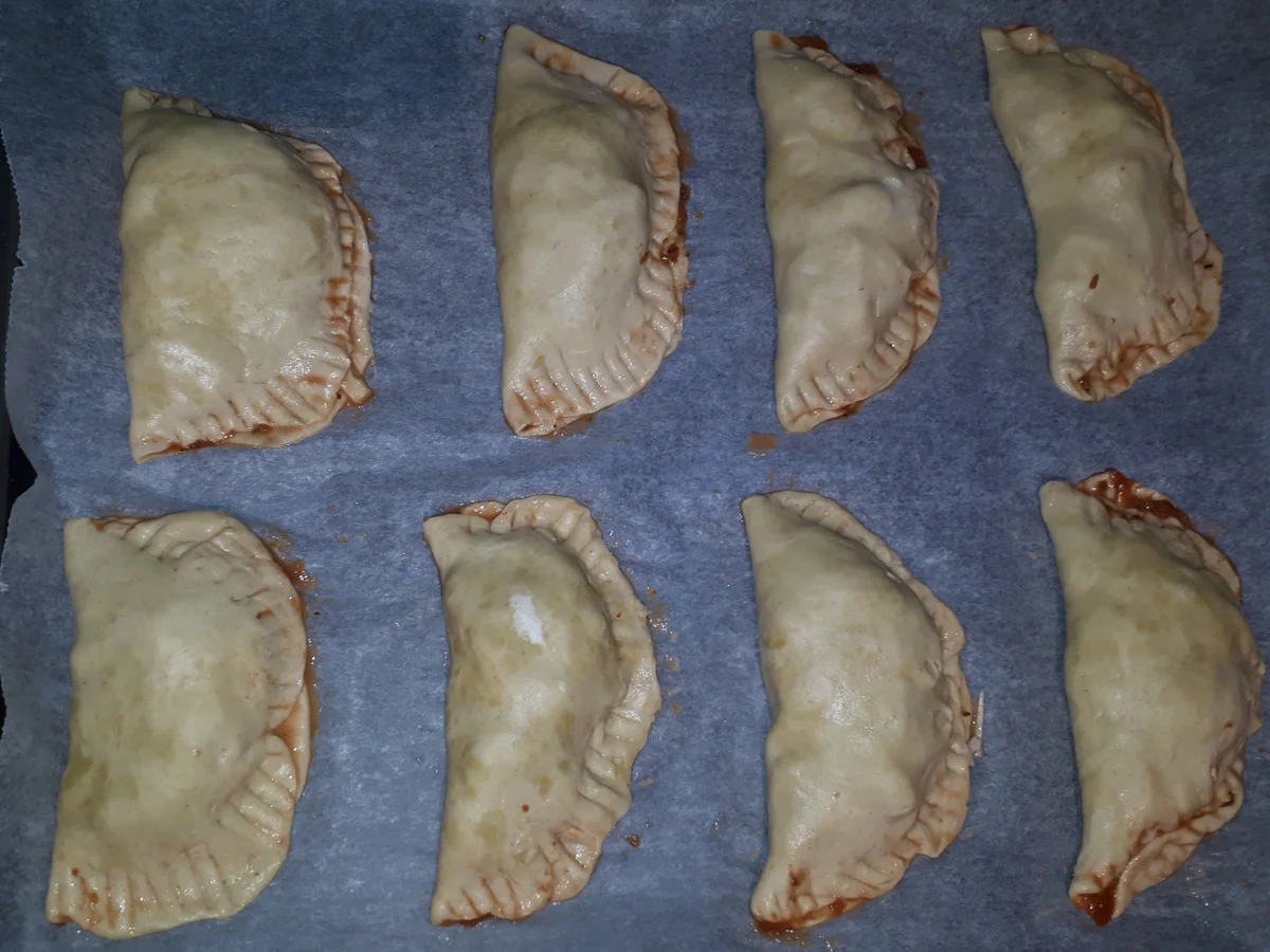 Rezept: BiNe` S MINI CALZONE Bild Nr. 7202 BiNe` S MINI CALZONE - Rezept - Bild Nr. 7202