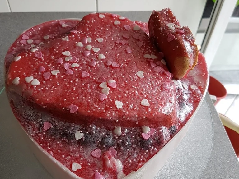 Rezept: Marmor Kuchen-Herz nett zurecht gemacht Bild Nr. 7210 Marmor Kuchen-Herz nett zurecht gemacht - Rezept - Bild Nr. 7210