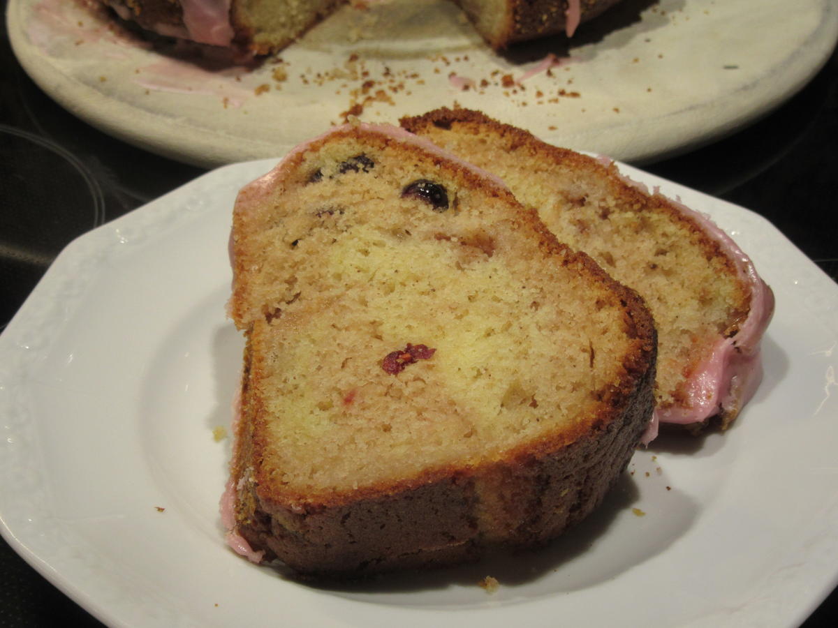 Backen: "Zwei Herzen schlagen, ach, in meiner Brust......" - Rezept - Bild Nr. 2