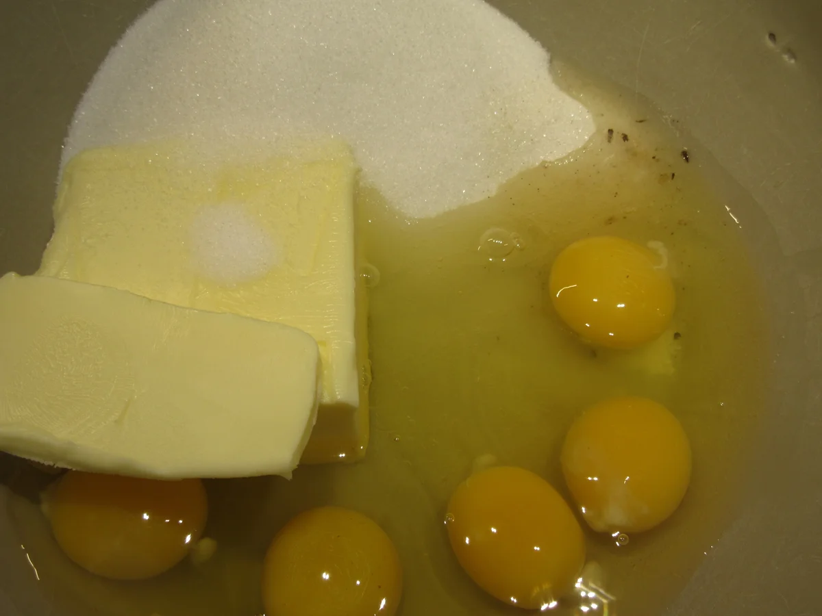 Backen: "Zwei Herzen schlagen, ach, in meiner Brust......" - Rezept - Bild Nr. 3