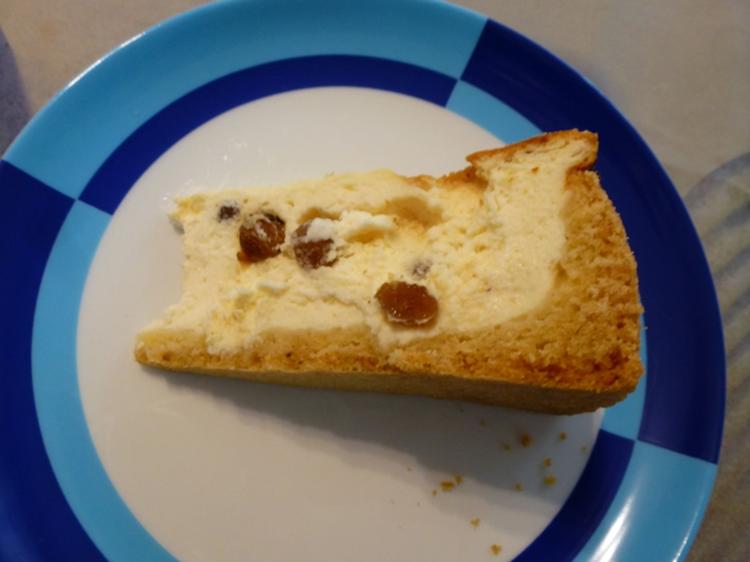 Käsekuchen mit Rosinen - Rezept mit Bild - kochbar.de