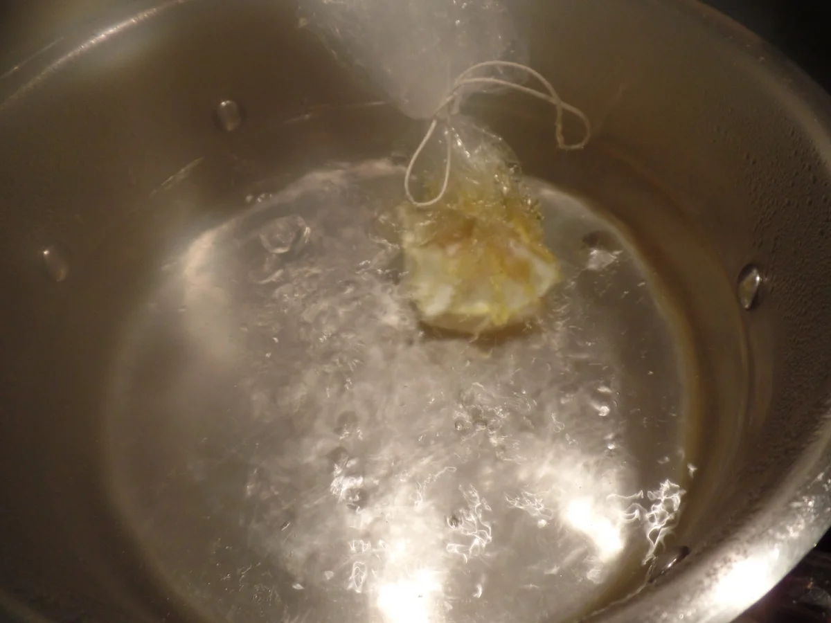 Rezept: Kartoffel-Erbsen-Suppe mit Ei Bild Nr. 7284 Kartoffel-Erbsen-Suppe mit Ei - Rezept - Bild Nr. 7284