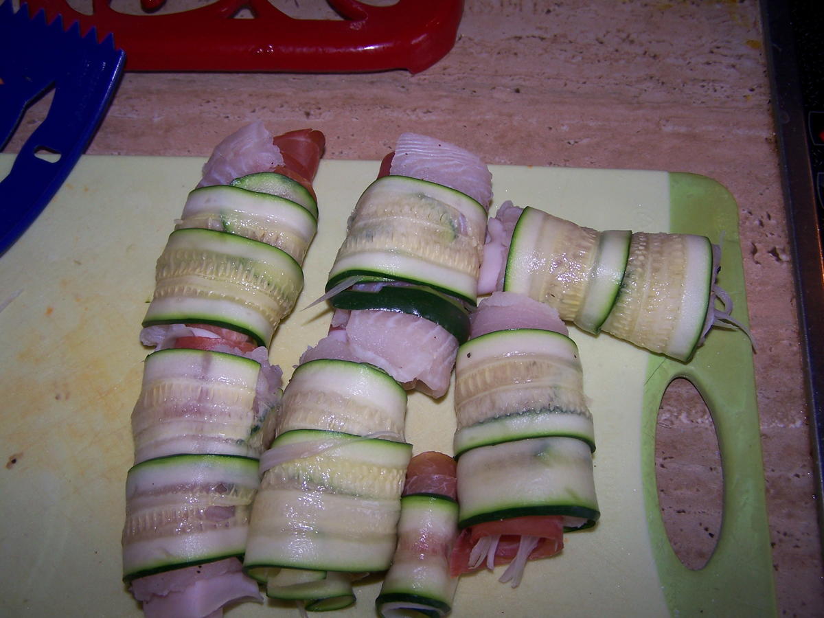 Seelachs Röllchen im Zucchini Mantel - Rezept - Bild Nr. 7289