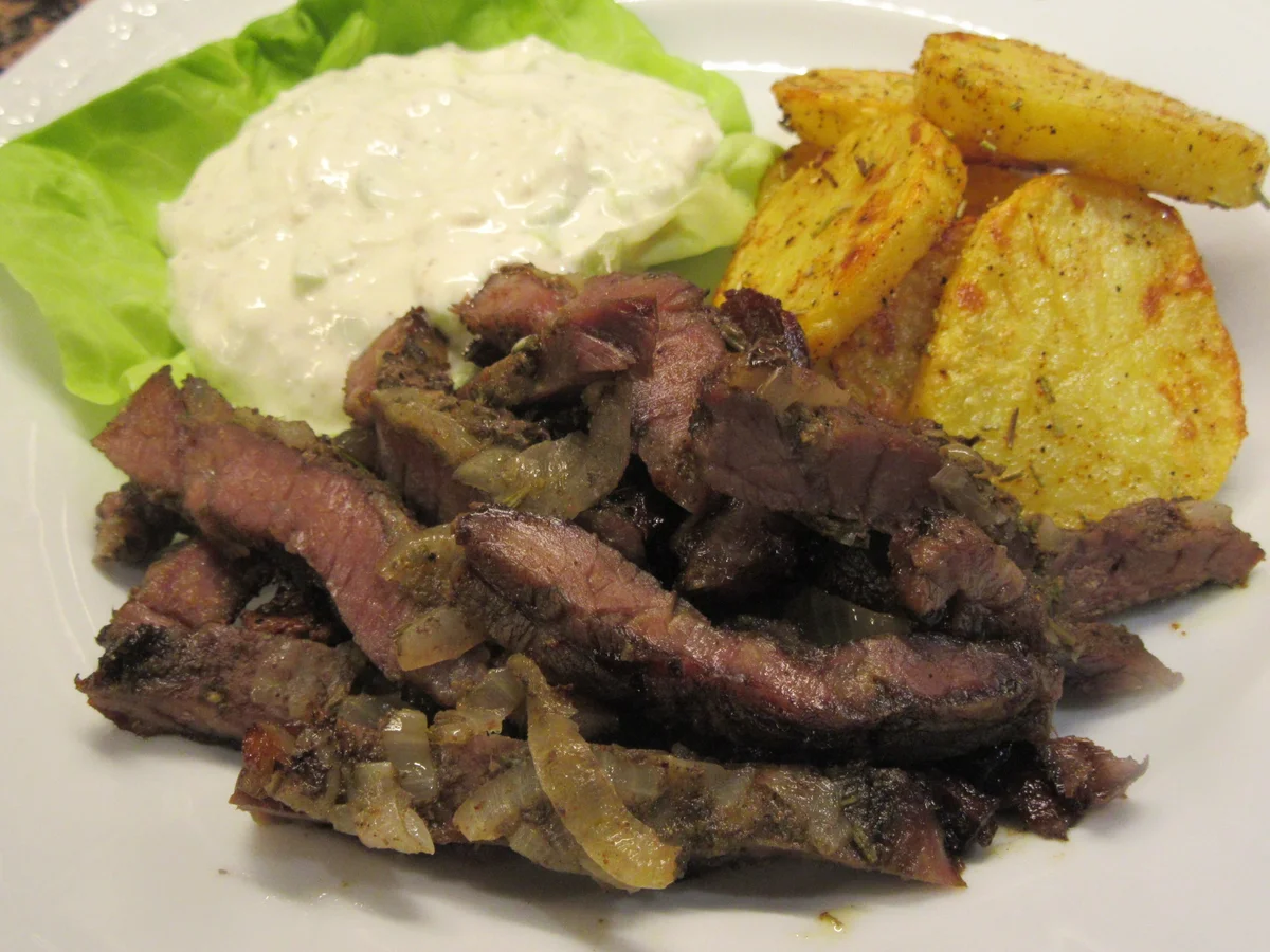 Fleisch: Rinderbraten "Gyros-Art" - Rezept - Bild Nr. 7279