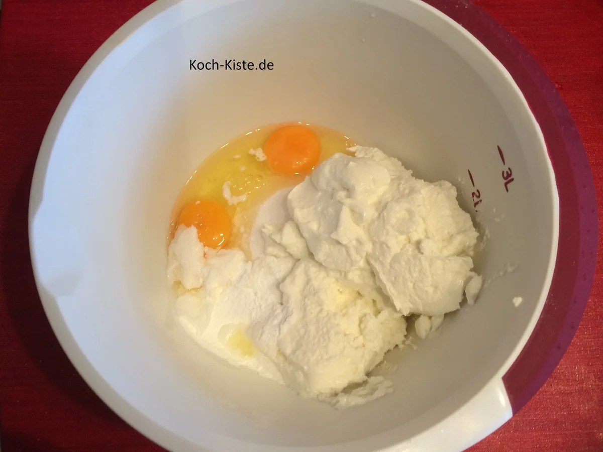 Kirsch-Kuchen mit besonderer Streuselschicht - Rezept - Bild Nr. 7282