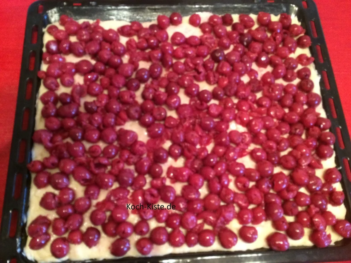 Kirsch-Kuchen mit besonderer Streuselschicht - Rezept - Bild Nr. 7288