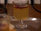 „Von den heimischen Streuobstwiesen“: Apfelwein-Gelee mit Schmandeis und Krokant - Rezept - Bild Nr. 7296