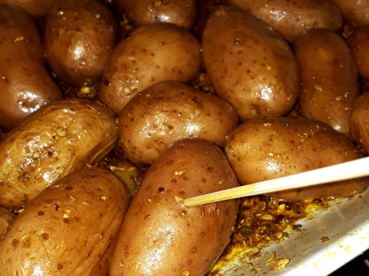 Rezept: Kicher-Schnitzel, Röstkartoffeln und Curry-Lauch Bild Nr. 7574 Kicher-Schnitzel, Röstkartoffeln und Curry-Lauch - Rezept - Bild Nr. 7574