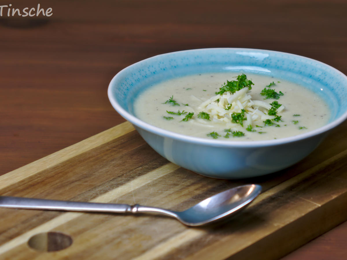 Kohlrabi-Kartoffelsüppchen mit Käse - Rezept - kochbar.de