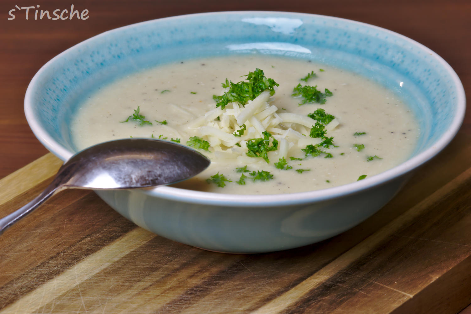 Kohlrabi-Kartoffelsüppchen mit Käse - Rezept - kochbar.de