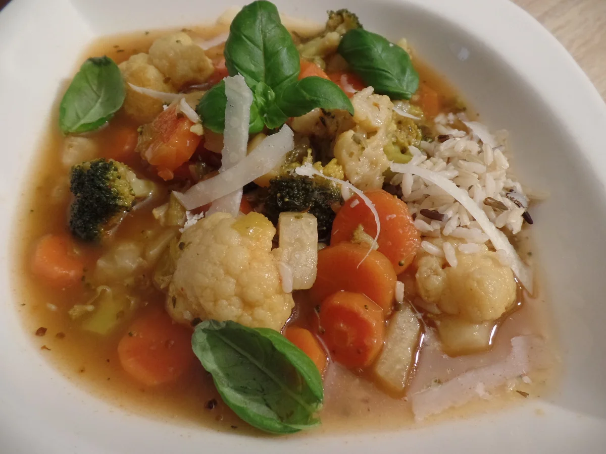 Rezept: Minestrone Bild Nr. 7527 Minestrone - Rezept - Bild Nr. 7527