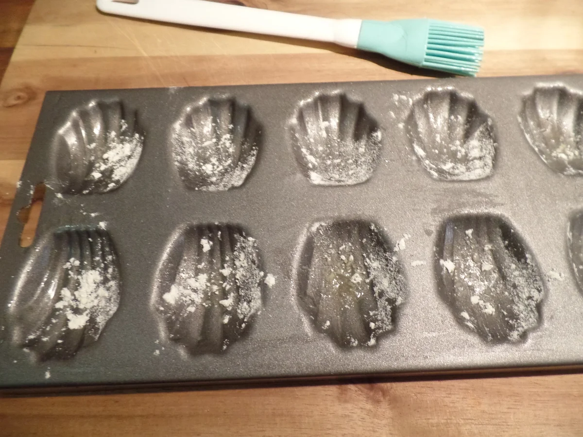 Schokoladen-Madeleins - Rezept - Bild Nr. 7563