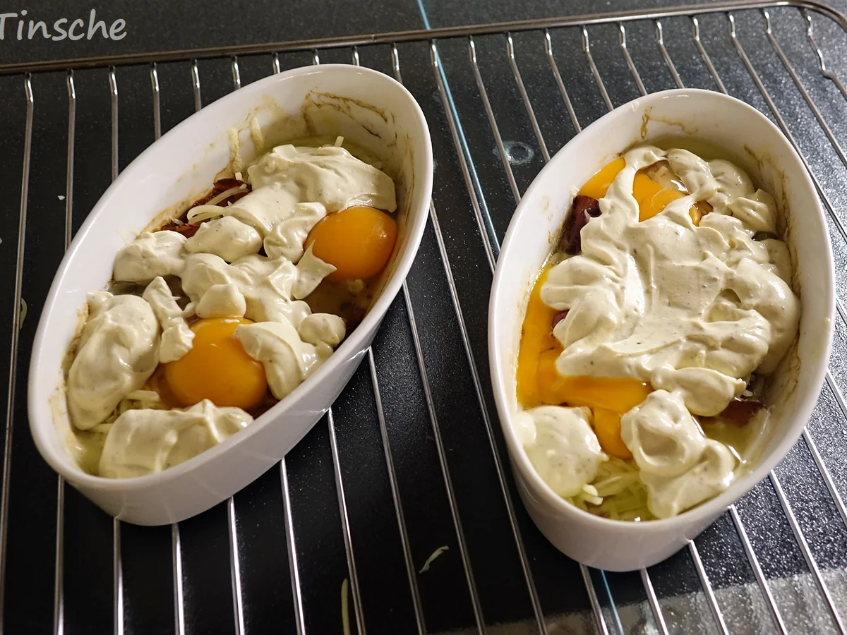 Rezept: Überbackene Käse-Speck-Eier Bild Nr. 6 Überbackene Käse-Speck-Eier - Rezept - Bild Nr. 6