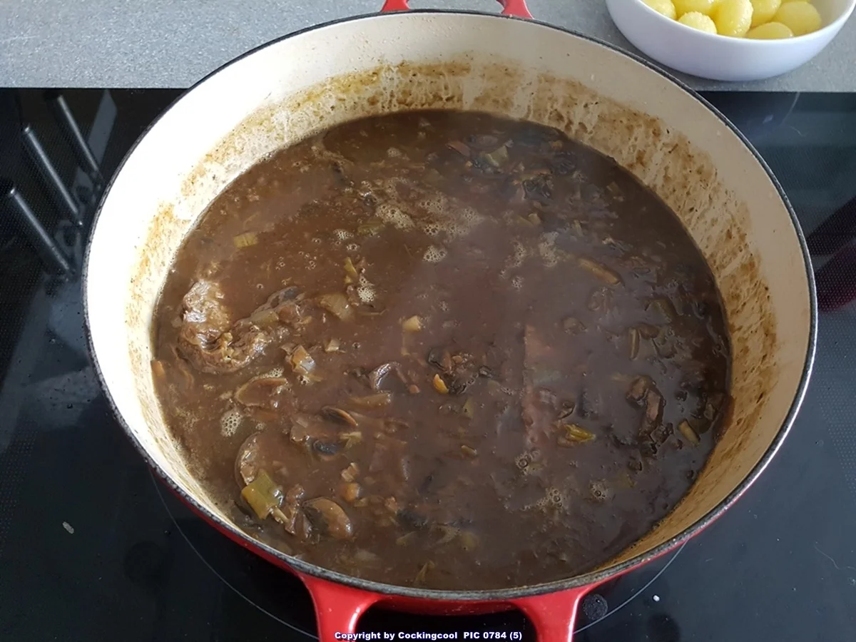 Rezept: Rinderbraten mit Sosse de Luxe Bild Nr. 7559 Rinderbraten mit Sosse de Luxe - Rezept - Bild Nr. 7559