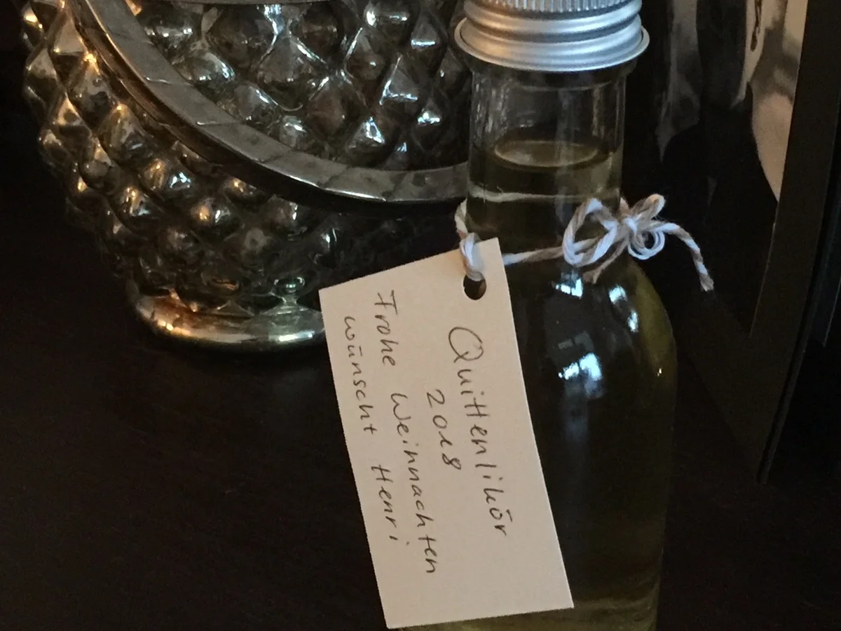 Rezept: Selbstgemachter Quitten-Likör Bild Nr. 7567 Selbstgemachter Quitten-Likör - Rezept - Bild Nr. 7567