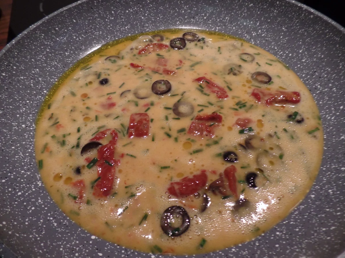 Rezept: Mediterranes Rührei Bild Nr. 7567 Mediterranes Rührei - Rezept - Bild Nr. 7567