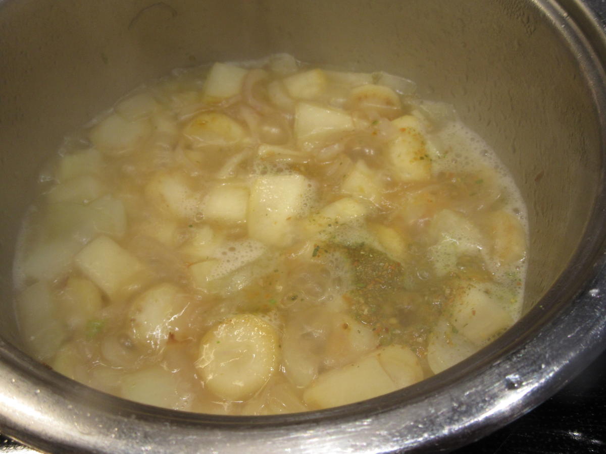 Kartoffeln: Rosenkohl-Kartoffelpüree auf Petersilienwurzelschaum - Rezept - Bild Nr. 7572