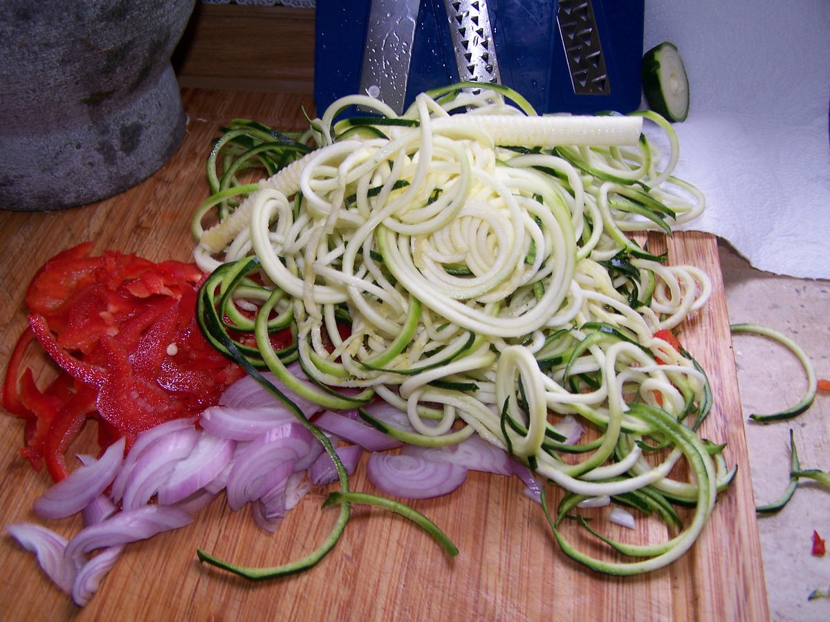 Buntes Gemüse mit einem Rinder Steak und einem Fantasie Sößchen - Rezept - Bild Nr. 7569