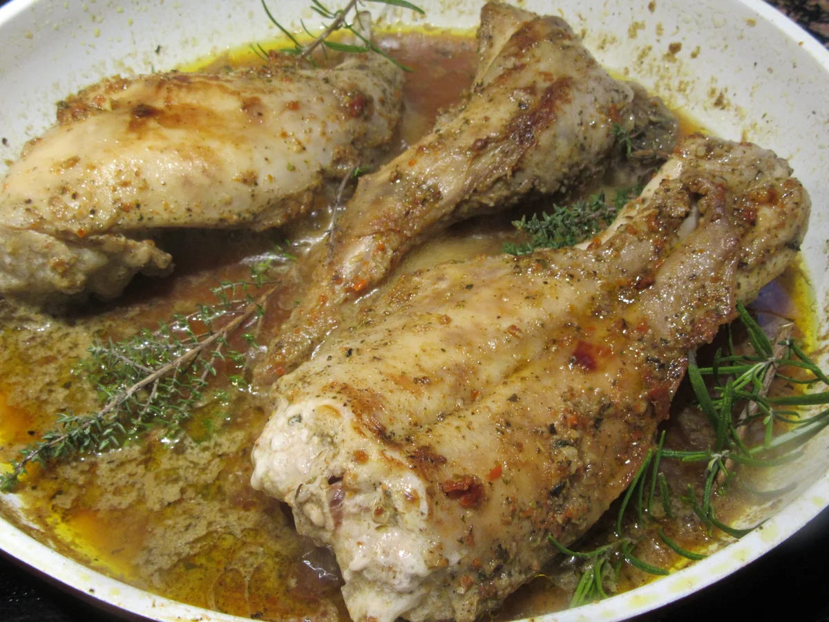 Fleisch: Coniglio in umido - Rezept - Bild Nr. 7583
