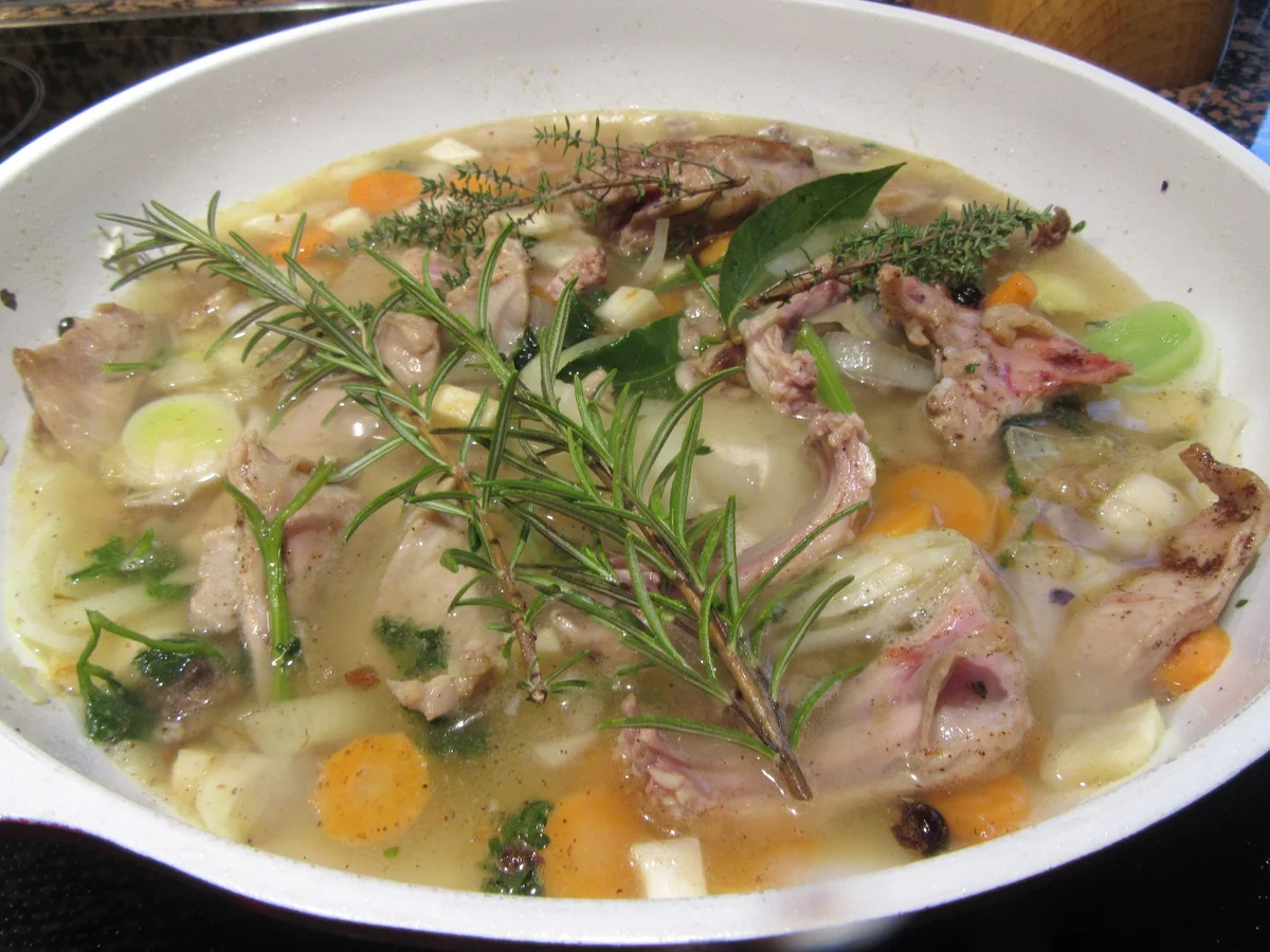 Vorrat: Kaninchenfond - Rezept - Bild Nr. 7584