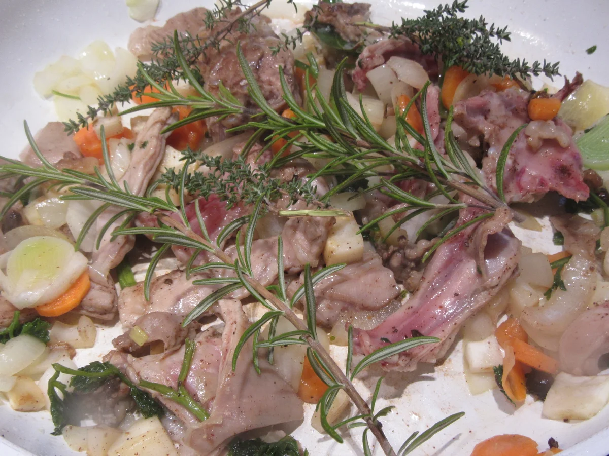 Vorrat: Kaninchenfond - Rezept - Bild Nr. 7588