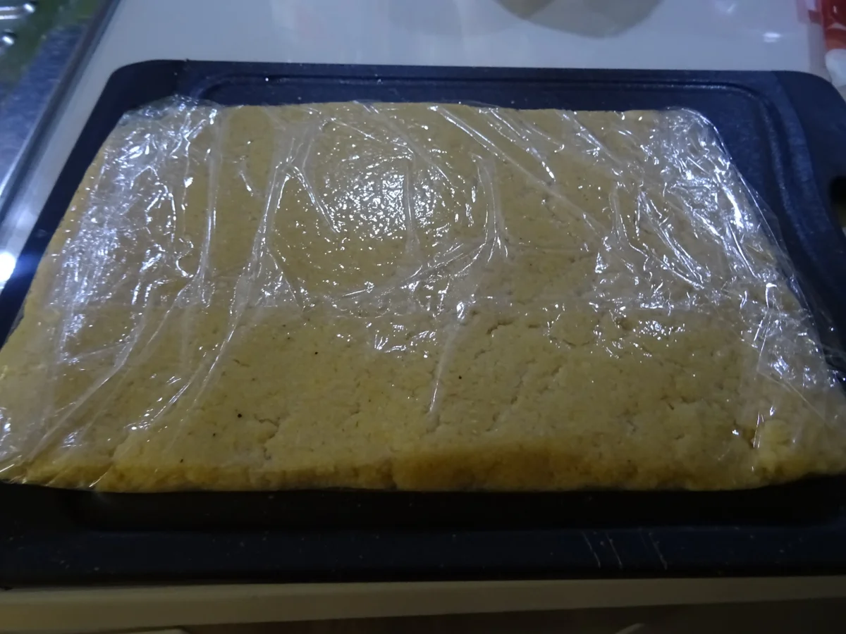 Kalbs-Involtini, Parmesan-Soße und Polenta-Sticks - Rezept - Bild Nr. 7578