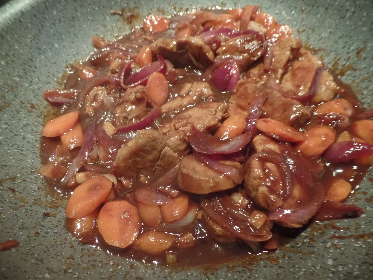 Asia-Wok mit Schweinefilet - Rezept - Bild Nr. 7594