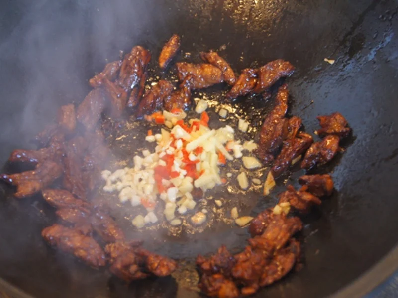 Rezept: Reste Pasta im Wok Bild Nr. 7610 Reste Pasta im Wok - Rezept - Bild Nr. 7610