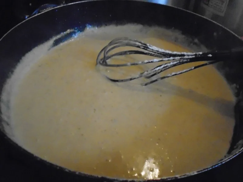 Pikante Rindermett Buletten mit Rotkohl, Pastinaken-Kartoffel-Stampf und Sauce - Rezept - Bild Nr. 17