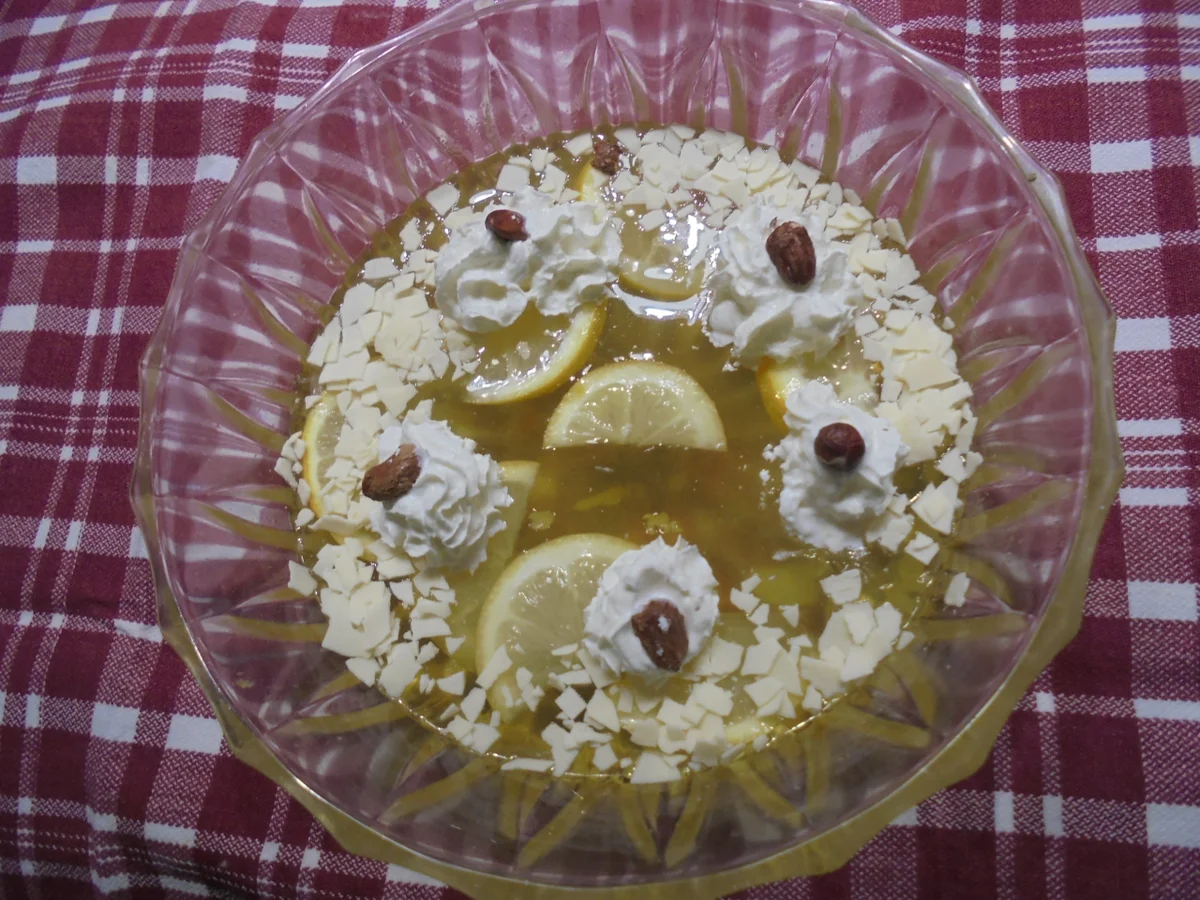 Rezept: Zitronen- Götterspeise Bild Nr. 7610 Zitronen- Götterspeise - Rezept - Bild Nr. 7610