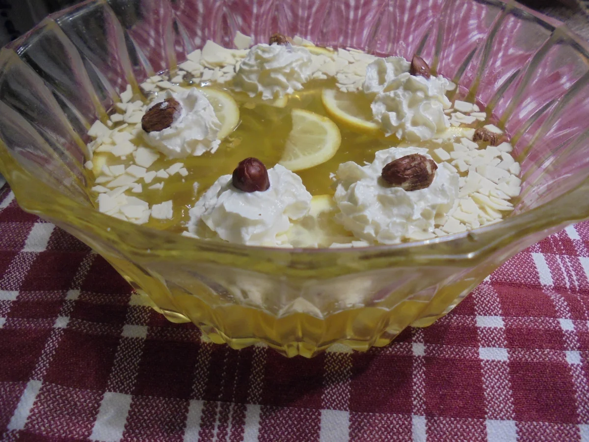 Rezept: Zitronen- Götterspeise Bild Nr. 7611 Zitronen- Götterspeise - Rezept - Bild Nr. 7611