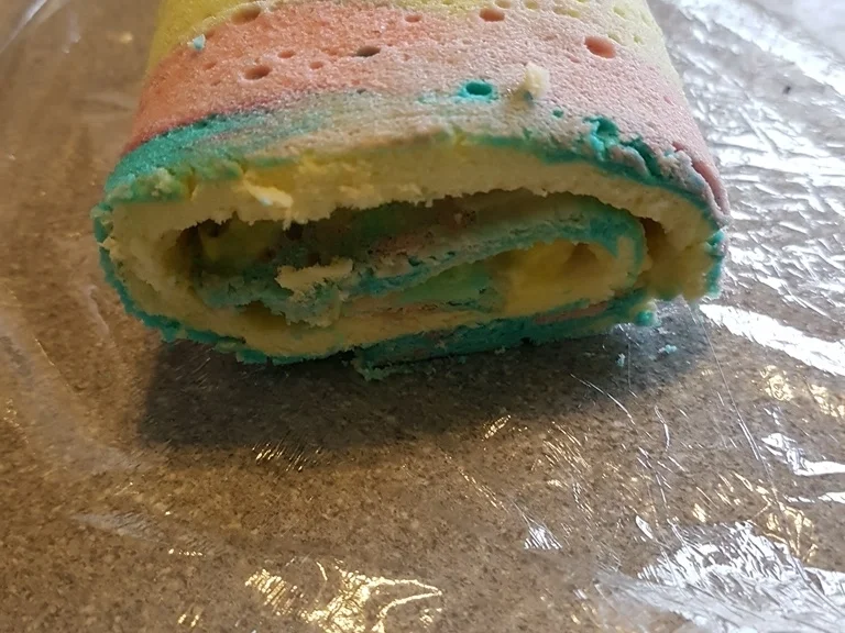 Biskuitrolle "RUCKIZUCKI" und trotzdem ganz schön lecker - Rezept - Bild Nr. 7613