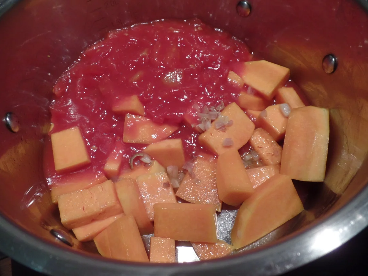 Rezept: Kürbis-Hackbällchen -Auflauf Bild Nr. 7622 Kürbis-Hackbällchen -Auflauf - Rezept - Bild Nr. 7622