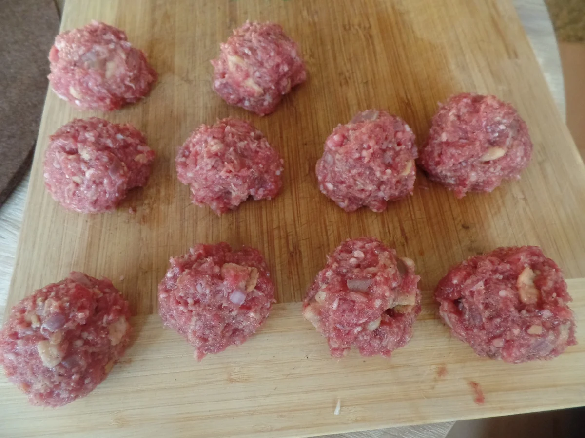 Rezept: Kürbis-Hackbällchen -Auflauf Bild Nr. 7628 Kürbis-Hackbällchen -Auflauf - Rezept - Bild Nr. 7628