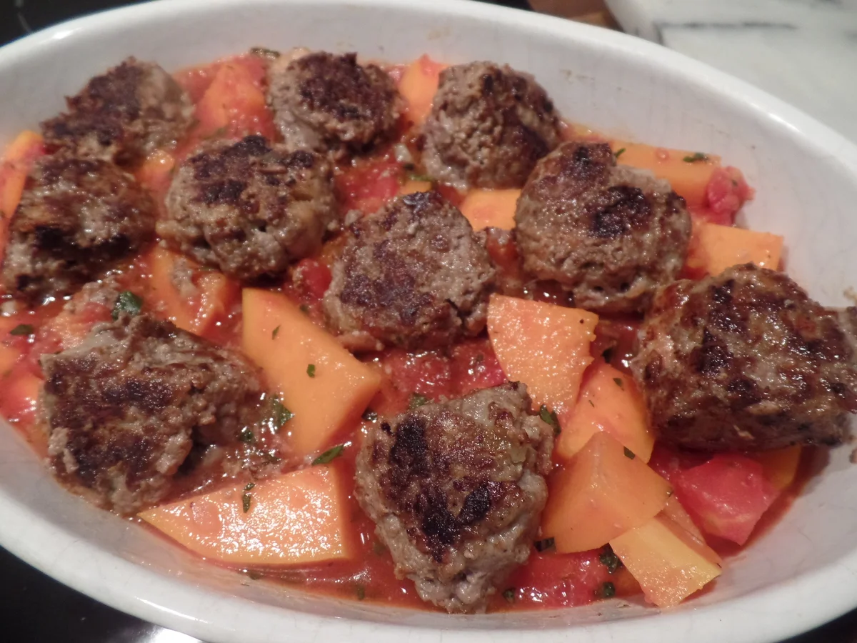 Rezept: Kürbis-Hackbällchen -Auflauf Bild Nr. 7631 Kürbis-Hackbällchen -Auflauf - Rezept - Bild Nr. 7631