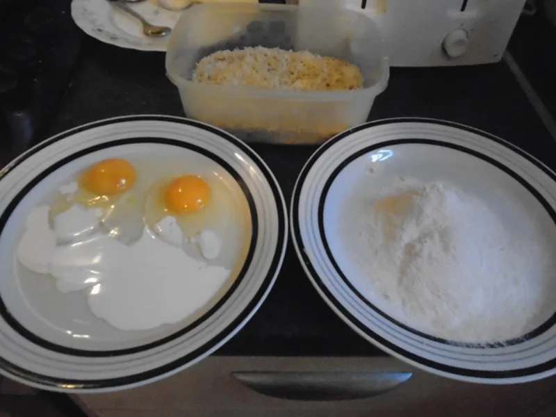 Rezept: Chinesische Bratnudeln mit Knusper-Schnitzelchen und Chinakohl Salat Bild Nr. 19 Chinesische Bratnudeln mit Knusper-Schnitzelchen und Chinakohl Salat - Rezept - Bild Nr. 19