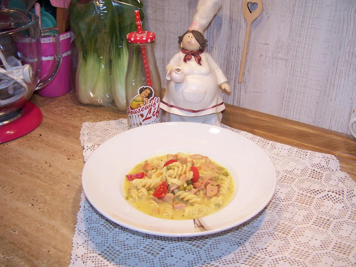 Eine schnelle Suppe , einfach was ich gerade da hatte - Rezept - Bild Nr. 7617