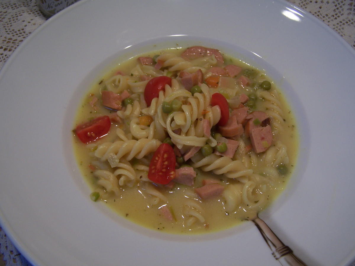 Eine schnelle Suppe , einfach was ich gerade da hatte - Rezept - Bild Nr. 7621